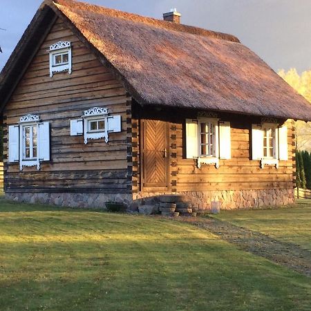 Baublys Lake Lodge Viktarinas Exterior foto